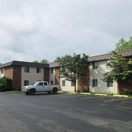 Quality Inn & Suites Owego Exteriör bild