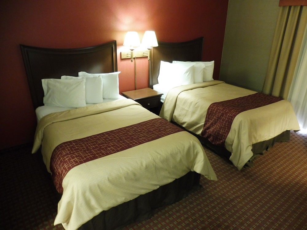 Quality Inn & Suites Owego Exteriör bild