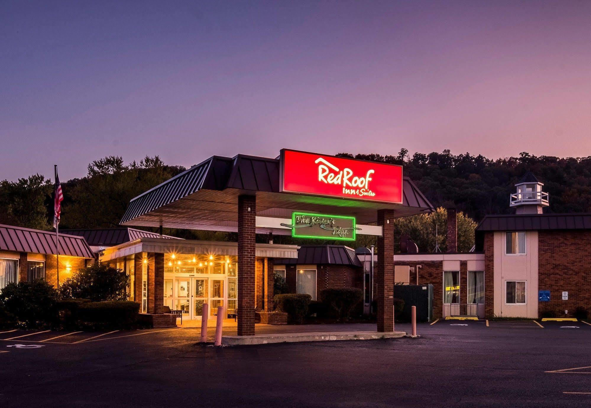 Quality Inn & Suites Owego Exteriör bild